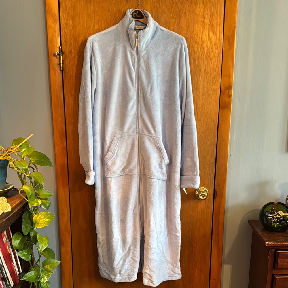 Jasmine Rose Intimates NWT sold at Von Maur Cozy Light Blue Zip-Up Robe XL